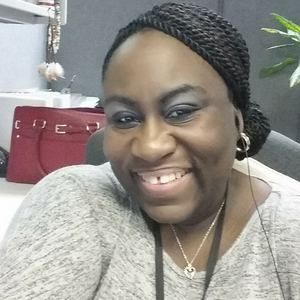 Meet your Posher, Stacie